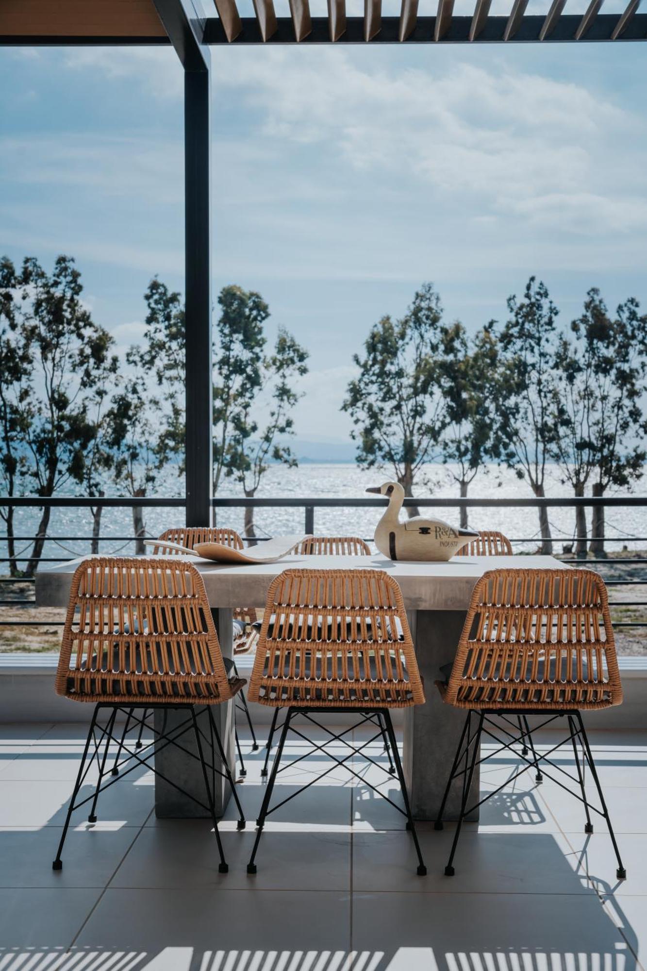 Ponte Suites Antirrio Ngoại thất bức ảnh